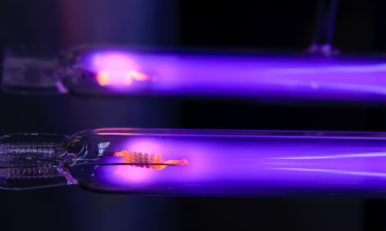 Le luci UV-LED possono uccidire coronavirus umani e HIV