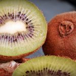 Vitamina C da kiwi o da compresse, cambiano gli effetti sulla salute mentale
