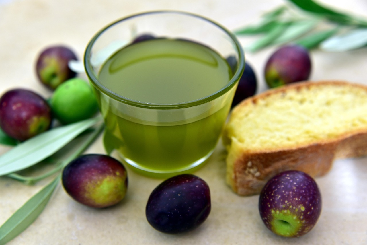Effetti anticancro dell'olio d'oliva e delle foglie d'olivo