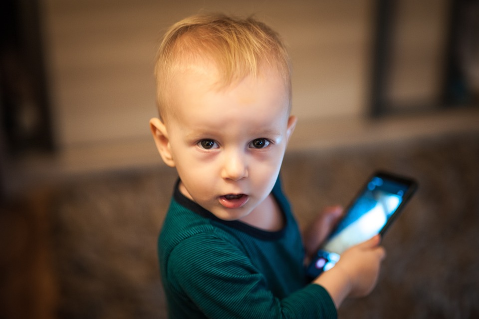 Boom di ricoveri in neuropsichiatria infantile. Al via la prima edizione degli Stati Generali dell’Infanzia e dell’Adolescenza