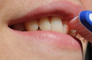 Denti curati, meno complicanze in sala operatoria