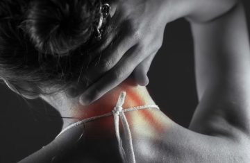 Cervicalgia: cause, prevenzione ed esercizi utili per alleviare il dolore